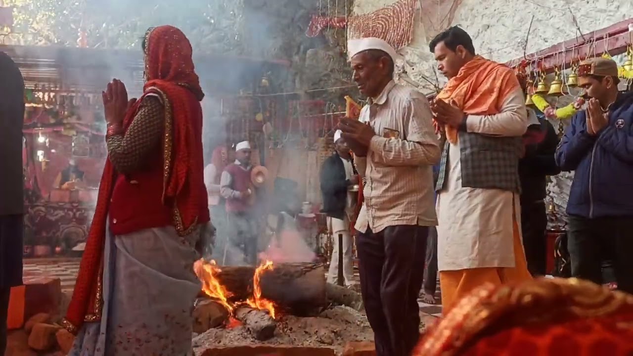 आज भागवत कथा का तीसरा दिन आप सभी लोग आये मेरी मैया के दरबार मै