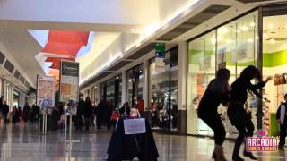 Il Pulsante - Flash Mob Arcadia Comics&Games @ Centro Commerciale "Ibleo"