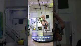 Gargoyle to unicorn intermediate Pole tricks combo : male Pole dancer : pole fitness : pole sport