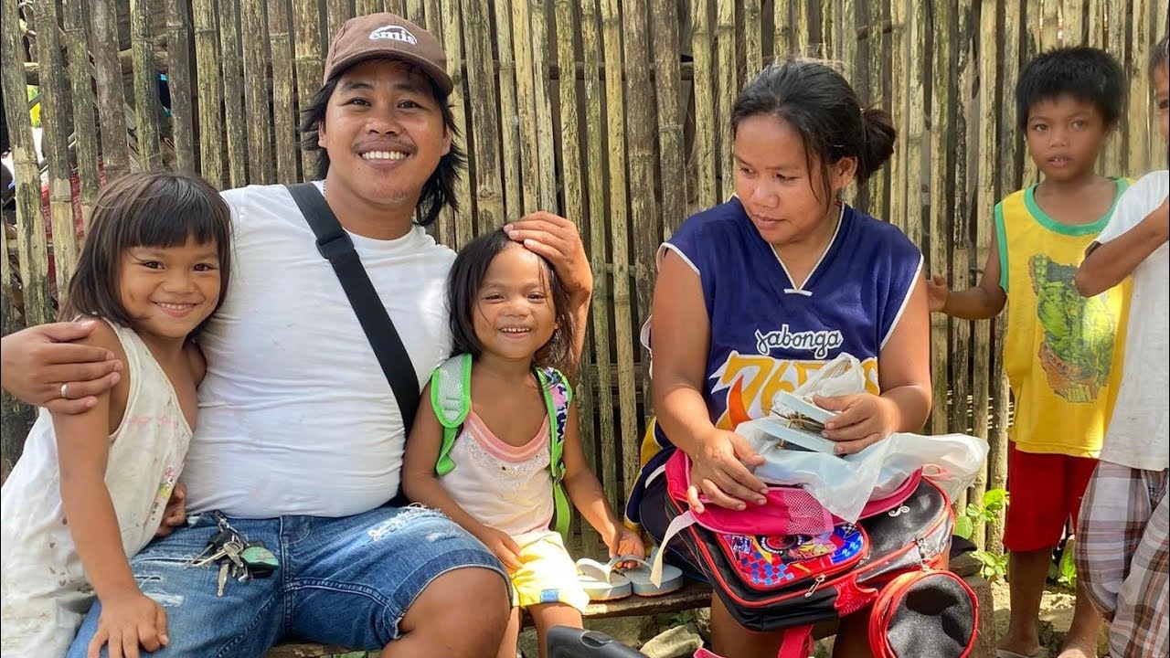 NANAY AT 4 YEARS OLD NA ANAK  NA WALANG PANG BILI NG TSINELAS PART 2😭😭😭💔