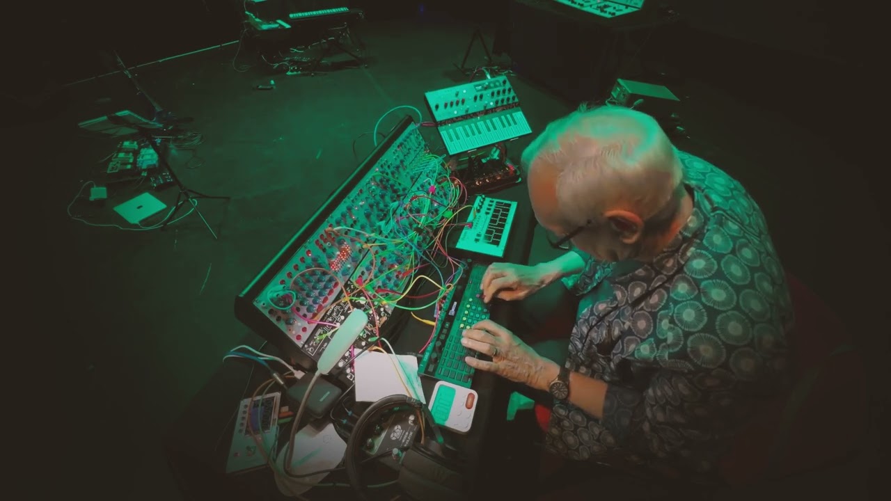 AnalogueMechanic live at Coastal Electronauts' International Drone Day Concert 2025