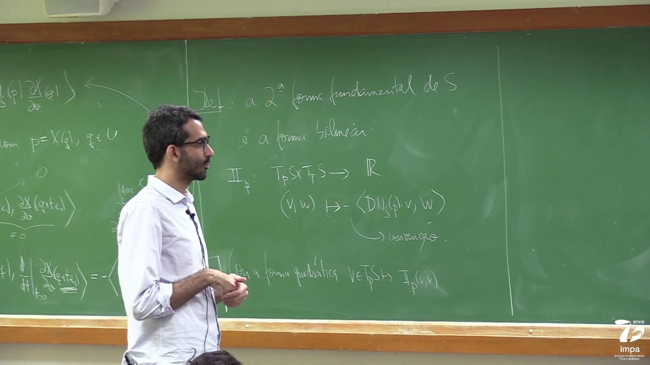 (16/01/2023) - Mestrado: Geometria Diferencial de Curvas e Superfícies - Lucas Ambrozio - Aula 06
