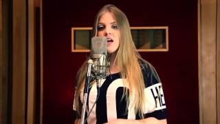 Ninguém Explica Deus - Luísa Sonza  part  Juliana D'Agostini (Cover Preto no Branco)