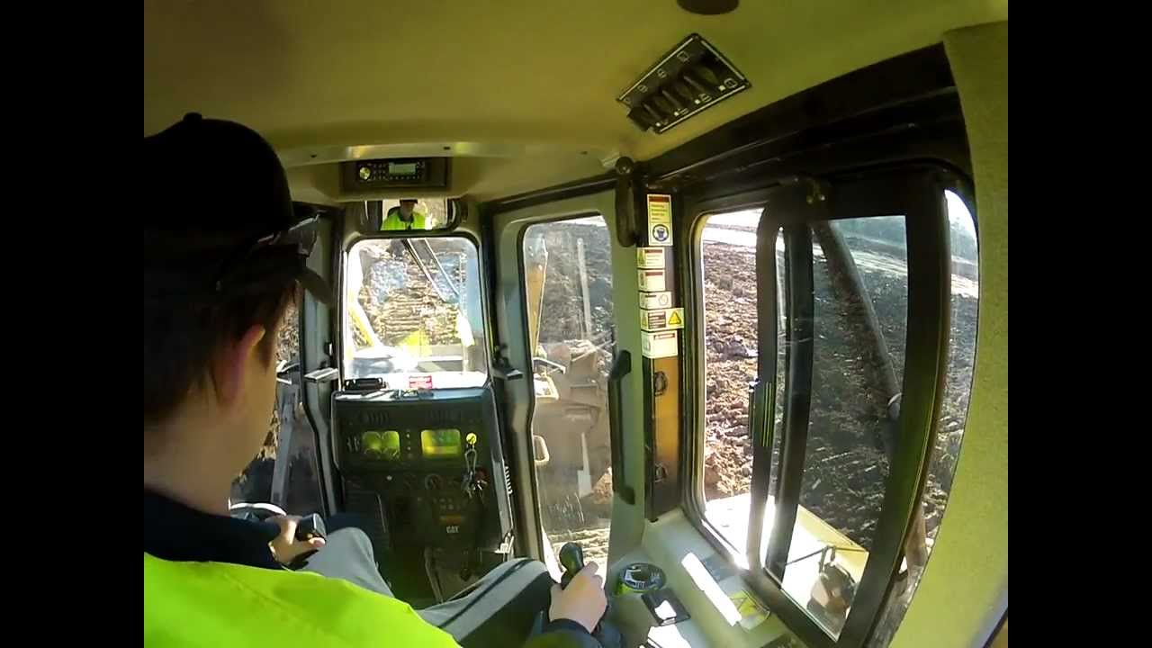 Cat D6R slot dozing - YouTube