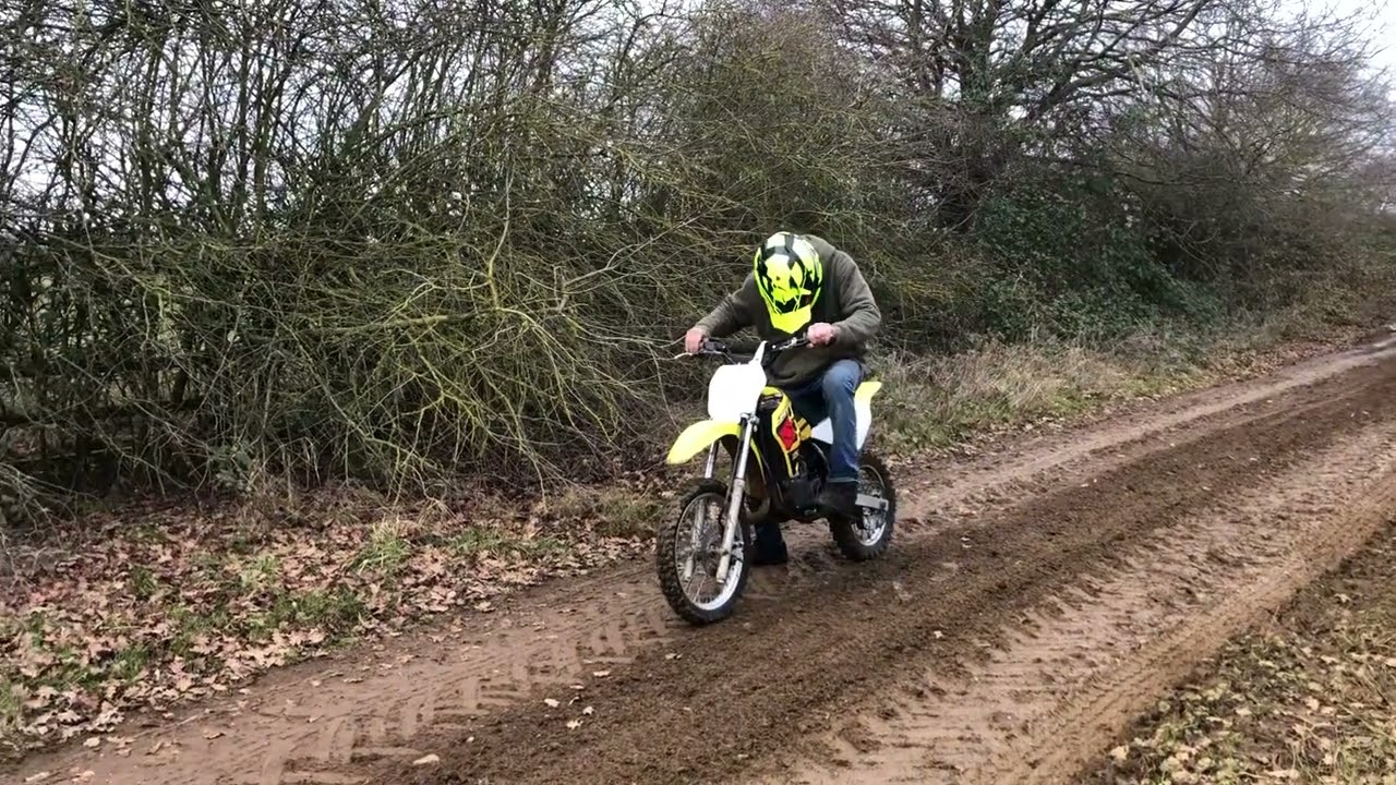 First ride on the RM 80 ends in disaster 💥