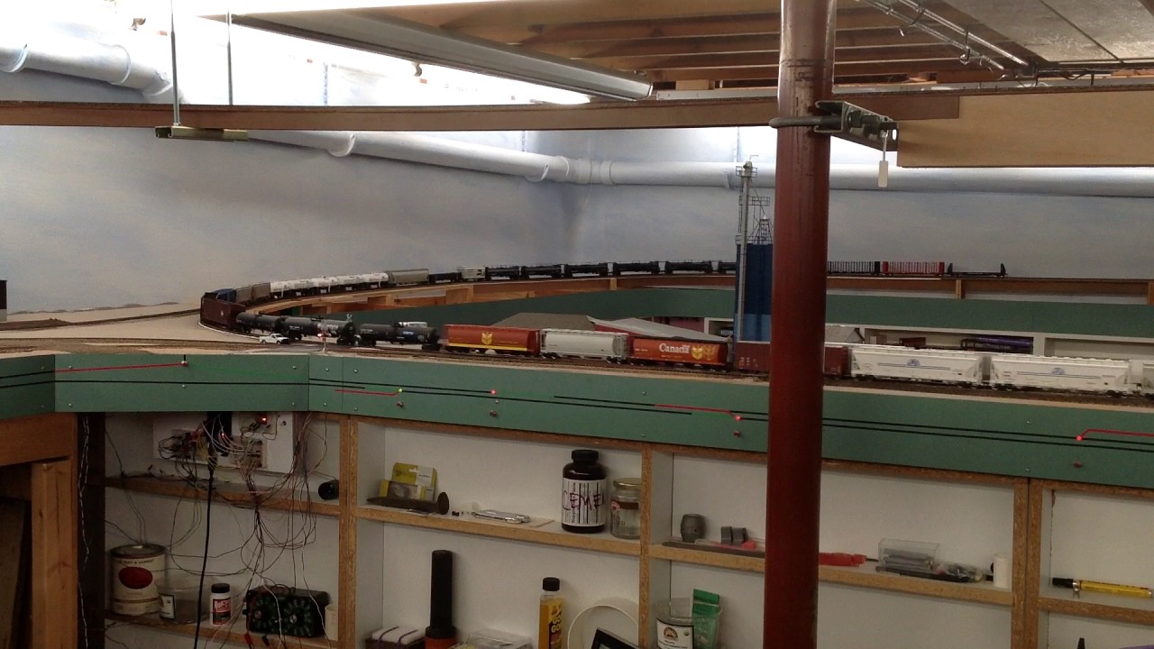 Grade Crossing with switch alignment, long train