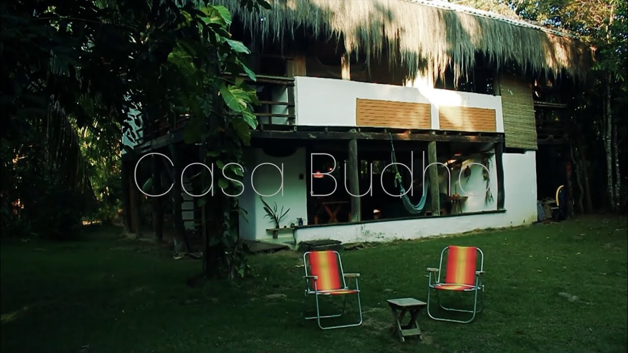 CASA BUDHA - Ecovila Piracanga / Bahia, Brasil
