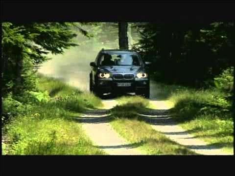 BMW X5: 260-hp, 6-cylinder engine