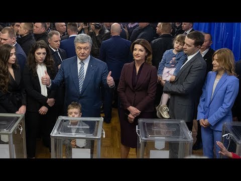 Петро Порошенко проголосував на виборах Президента України