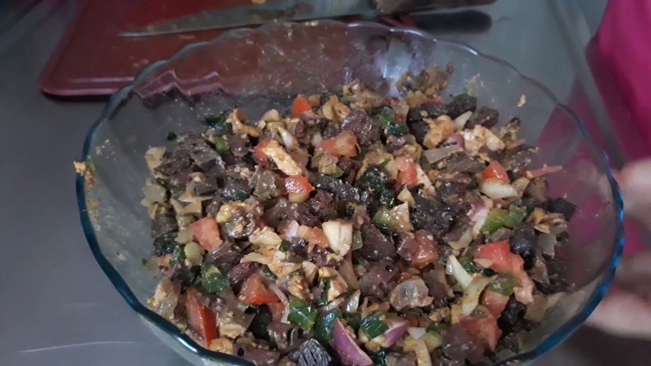 Como Preparar  Cabidela de Galinha Caipira ( Comida Nordestina)