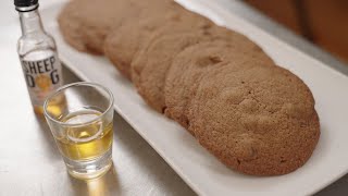 YUMMY CHOCOLATE-CHIP COOKIES