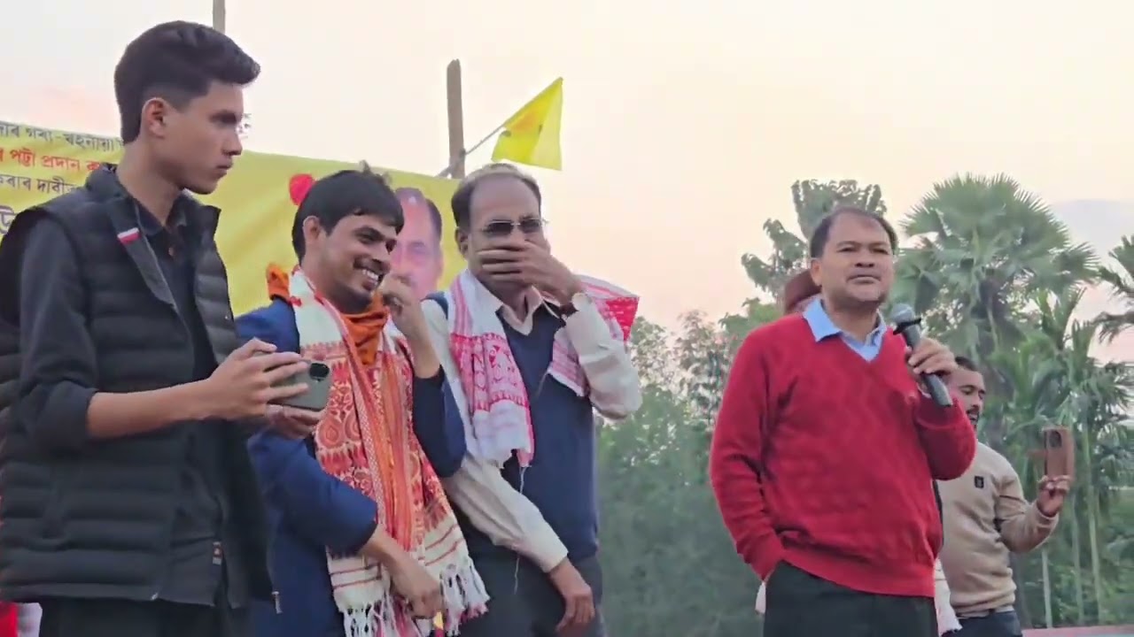 বালাগাঁ‌ৱত ৰাইজৰ দলৰ বিশাল জনসভাৰ অন্তিম মুহূৰ্তৰ কিয়দংশSherman Ali Ahmed Raijor Dal  Akhil Gogoi