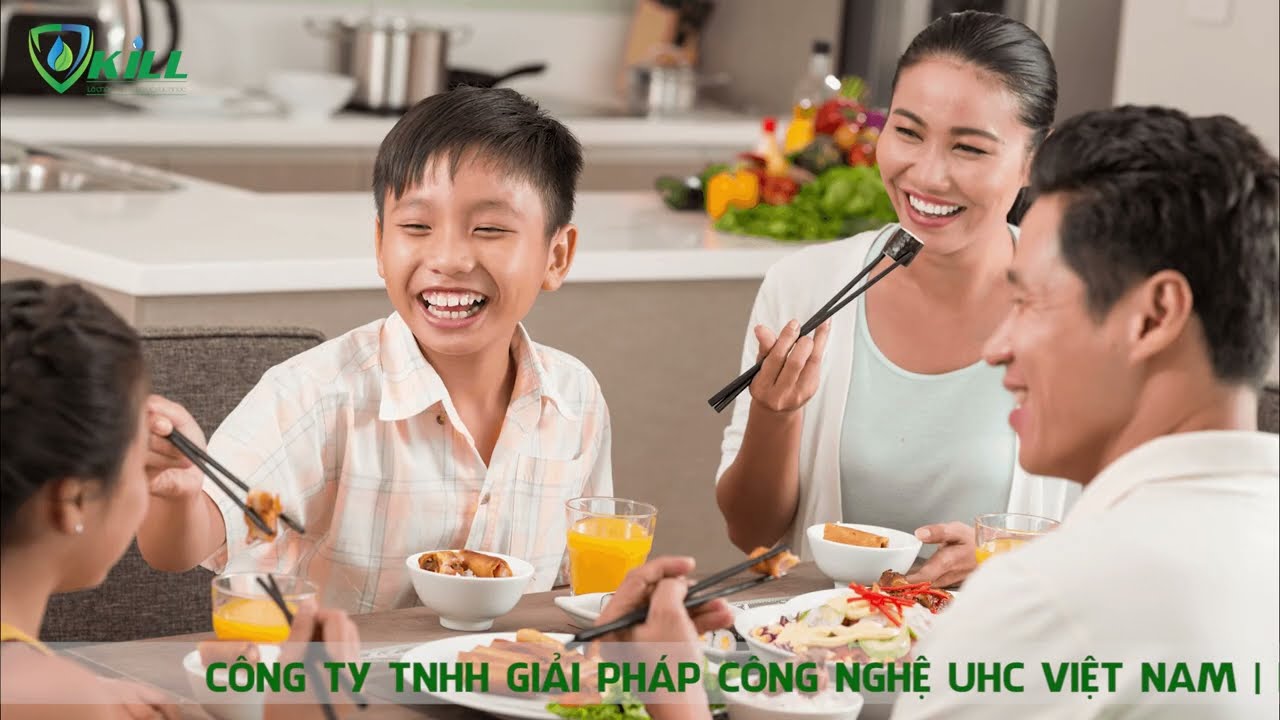 Cách sử dụng Nước ion từ trường - xịt rửa rau quả Vkill - youtube