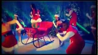 Zendaya-Shake Santa Shake