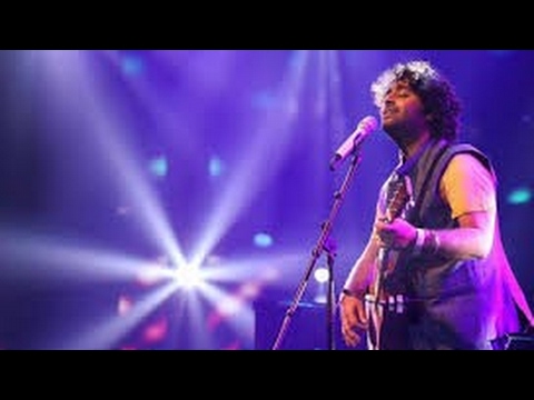 Arijit singh Live Singing " Ik Vaari aa " | Arijit singh singing" IK VAARI AA " Live OMG What a MAN!
