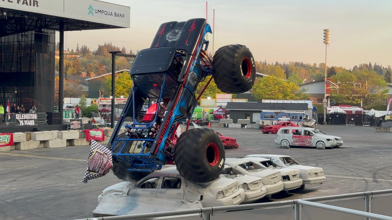 Monster Truck Insanity 10th anniversary tour Puyallup WA wheelies show ...