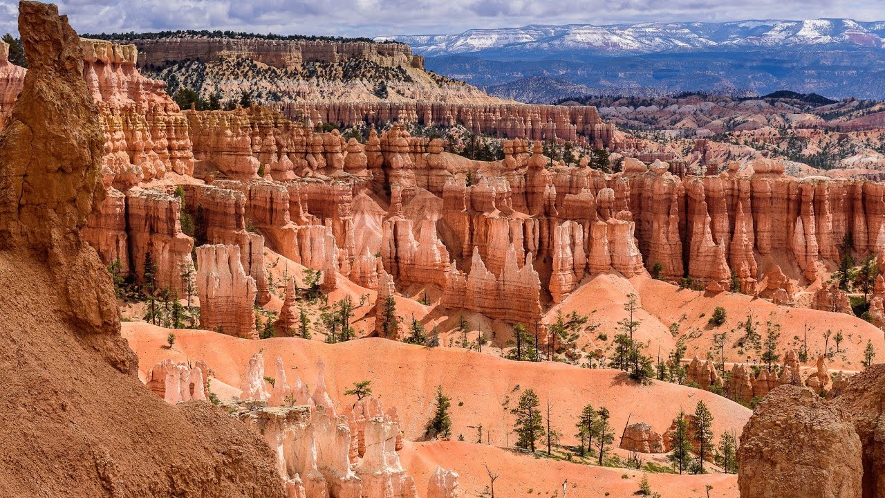 Bryce Canyon and Capitol Reef National Parks  4k