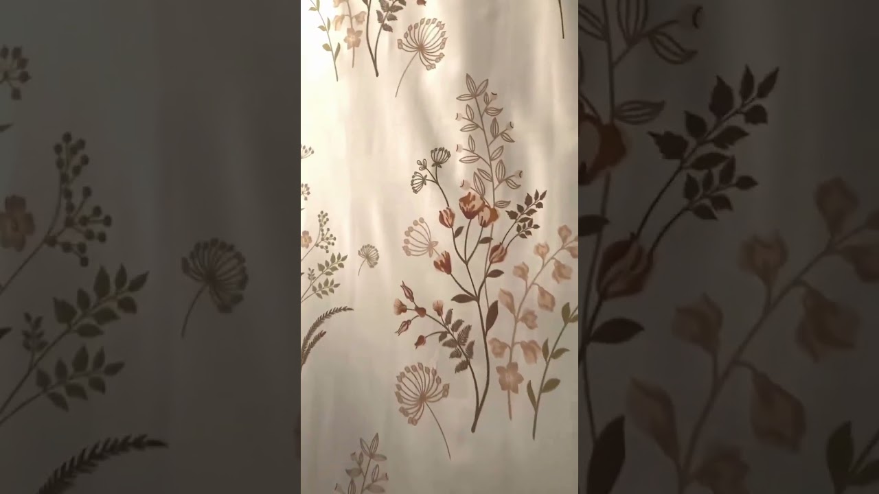 Sprei Motif Bunga Theresia