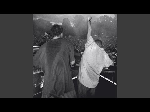 The Girl And The Robot (feat. Robyn) (True Electric)