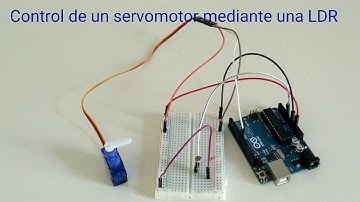 Sistema de control de un servomotor con LDR. Arduino