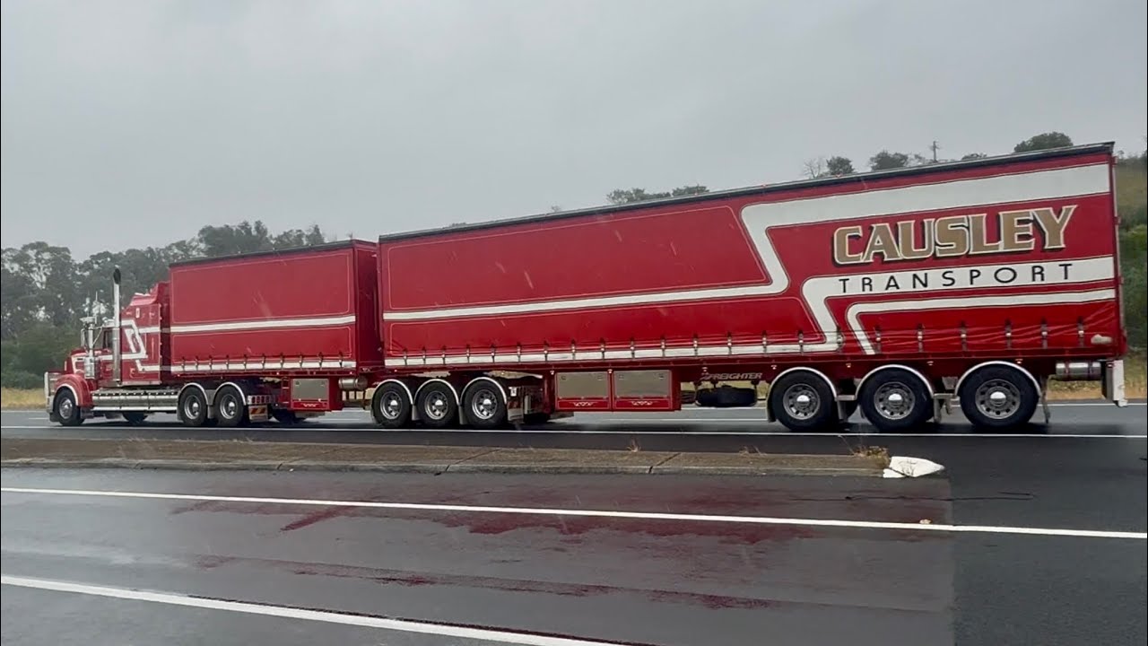 Medlog, Browns, JDN, TF, AJM, Hannah’s, Grape, Cordoma, Fred’s, Causley. M31 #truckspotting 