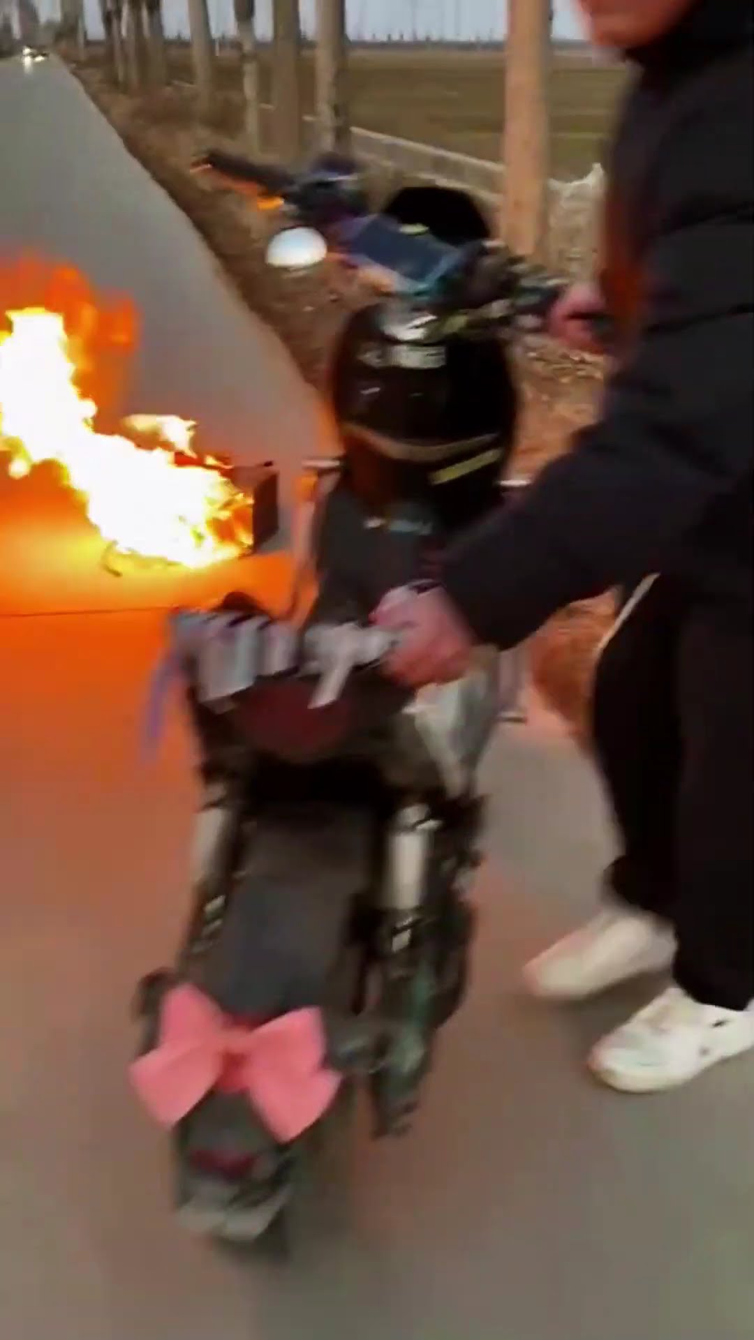 Battery car lithium battery explosion process