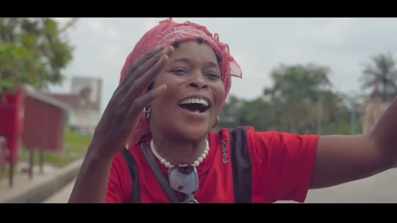 STEPPY BOY - KISANGANI FEAT (ZICKRY CASIODORO ) Clip Officiel