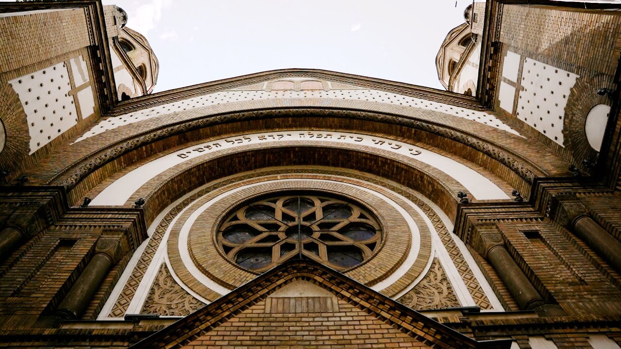 Jevrejska ulica u Novom Sadu Gradske info YouTube