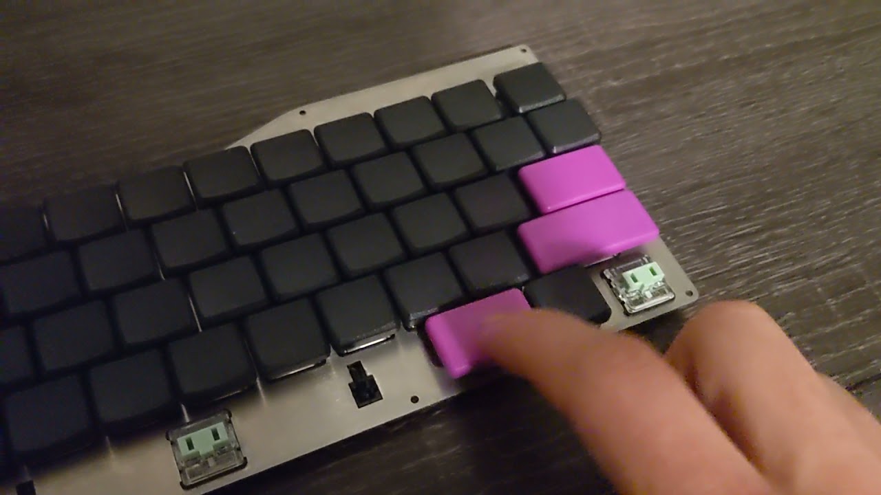 Kailh Choc Jade vs Kailh Choc Navy 1.5mm stainless plate