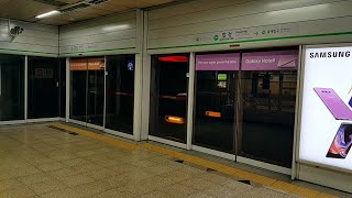 서울지하철 2호선 내선순환 S2374 합정역 진입(269편성)
