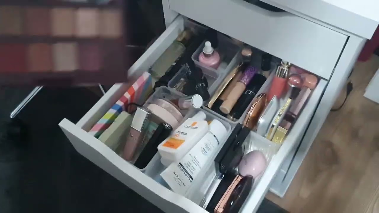Yeni Makyaj Masası Düzenim - Makyaj Koleksiyonum 2025