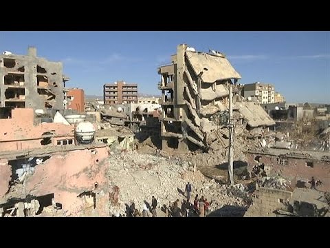 Cizre'de sokağa çıkma yasağı kalktı, yıkım ortaya çıktı