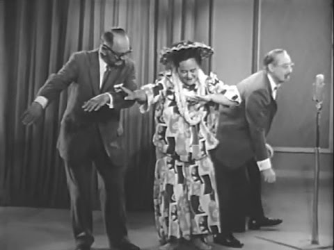 Groucho does the Hula - Rare clip from You Bet Your Life (Jan 1, 1959)