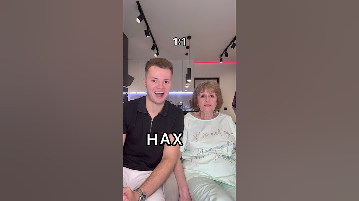 Бабушка не о том думает 😂 #shorts