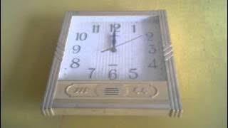 Jam Dinding 'Bicara' Bahasa Indonesia