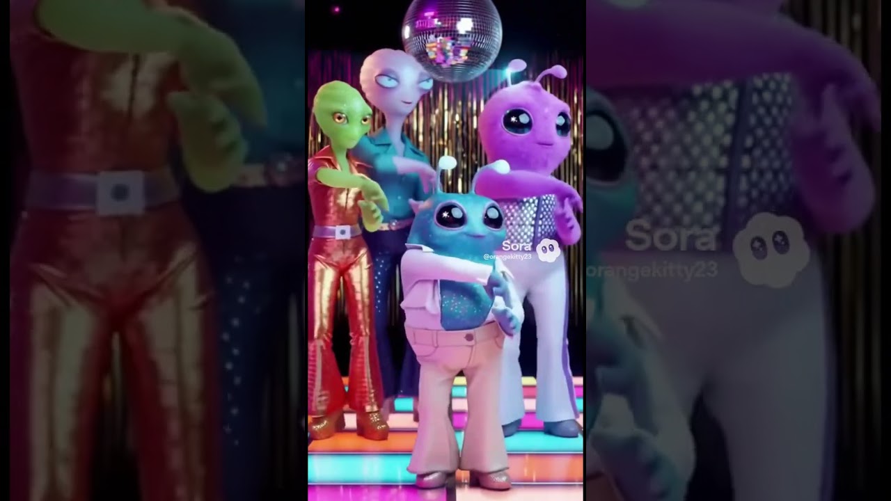 👽🎉 Aliens Dancing to the Birthday Song at a 70s Disco! 🪩💫 Happy Birthday Video 