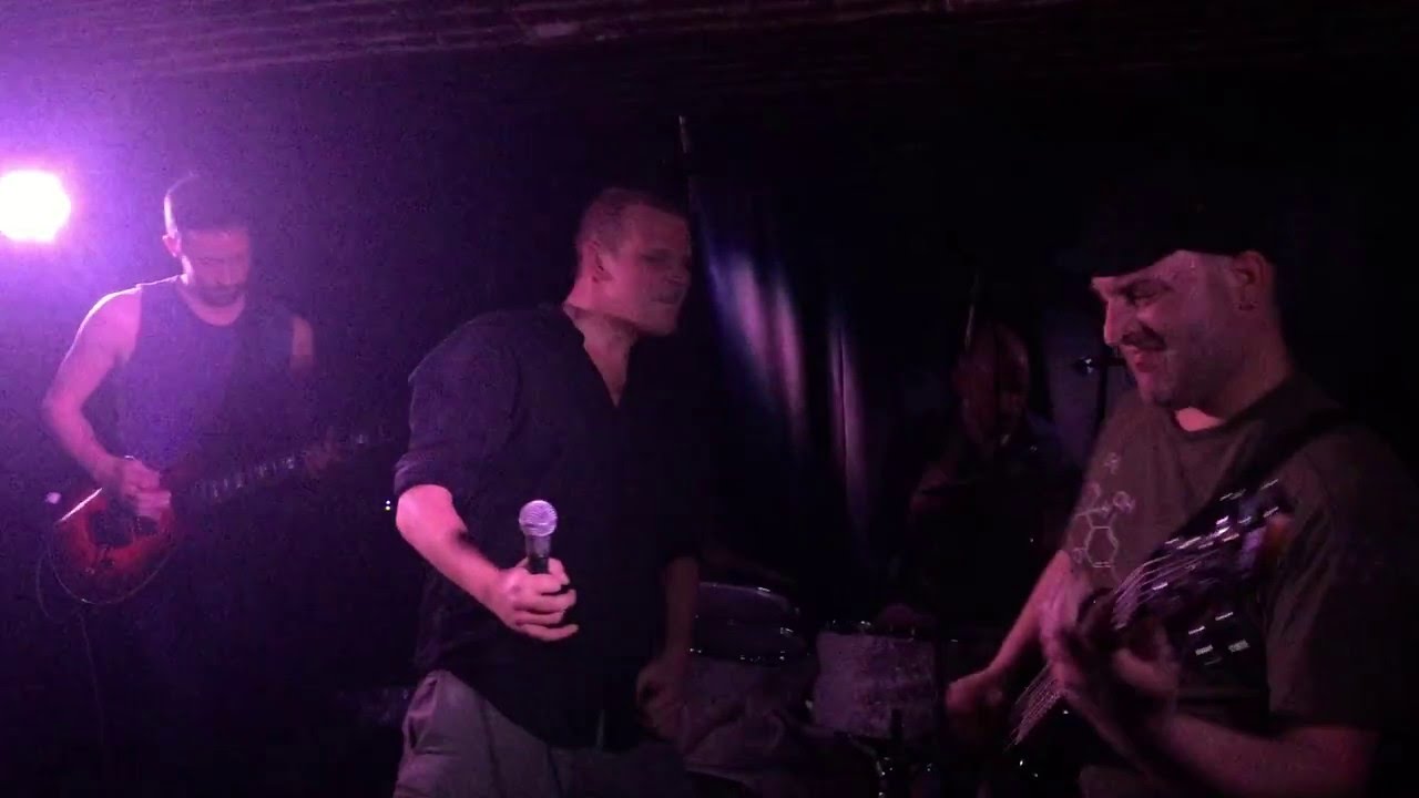 Astimos "Black Polka" (Live au Biplan, Lille, Fr) 01.04.2016