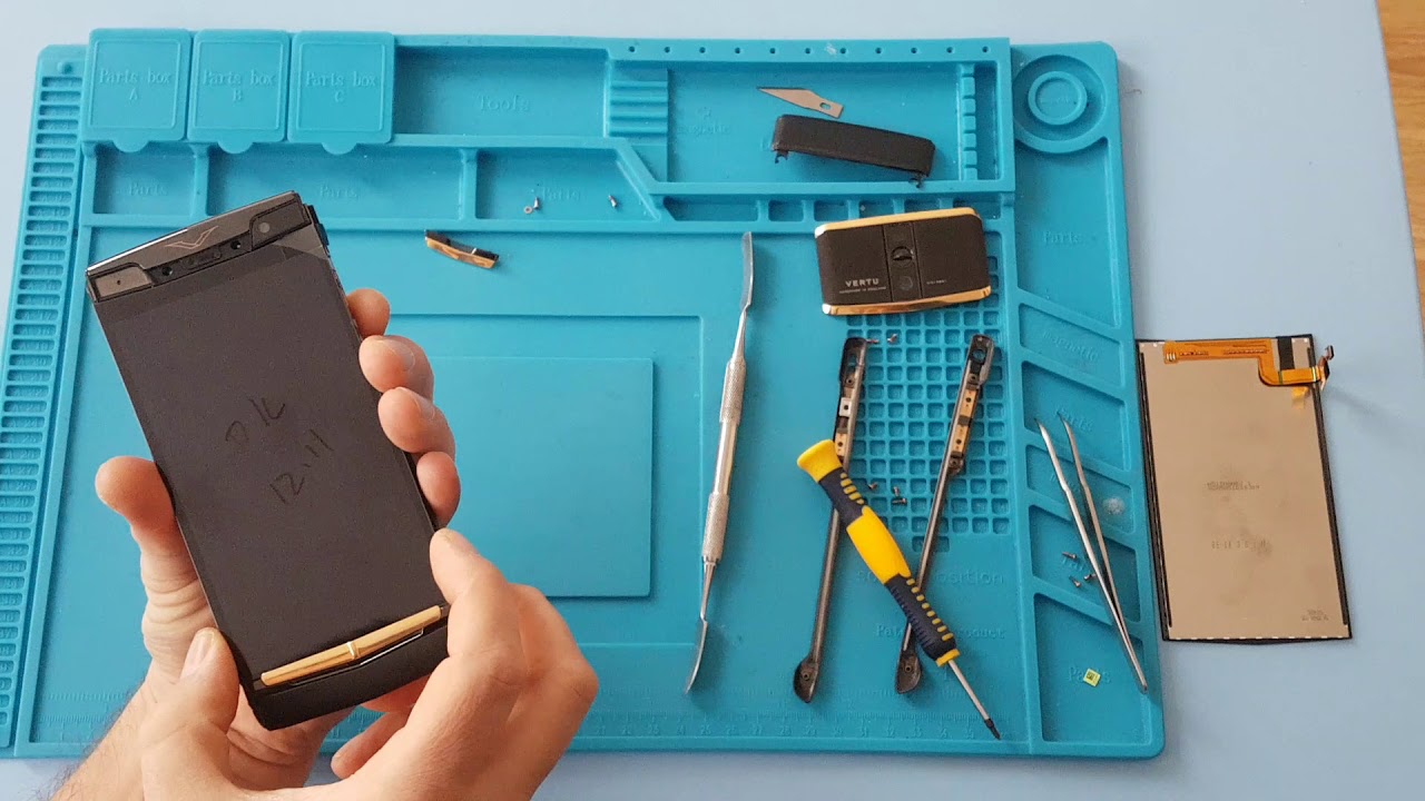 Vertu Signature Touch LCD Screen Replacement And Dissasembly