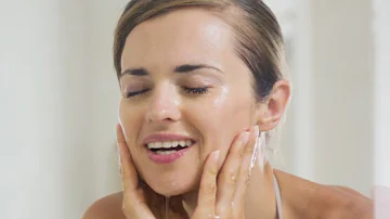 Is coconut oil a good exfoliator?