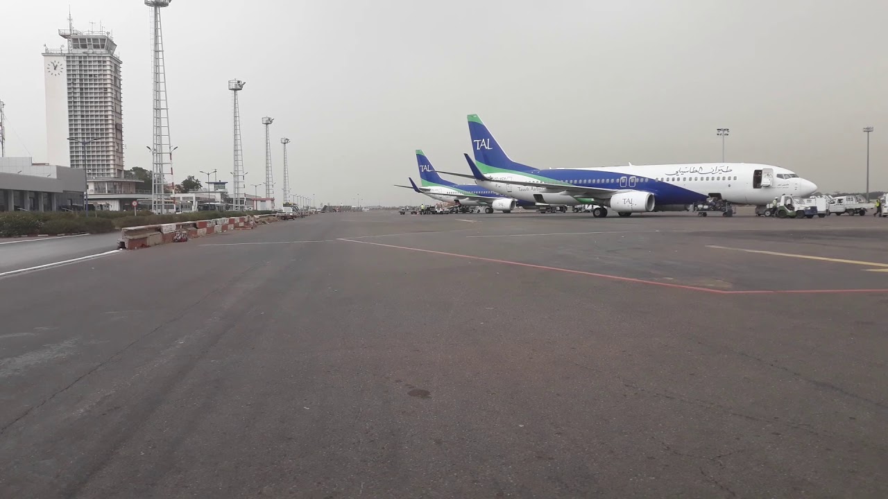 Balade dans la navette de l'aéroport d'Alger