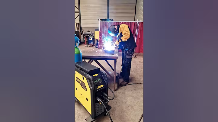 ESAB Rustler EM 350C Pro Synergic 1.2mm solid wire260-290 amp 28-29 volt #esab #welding #migwelding