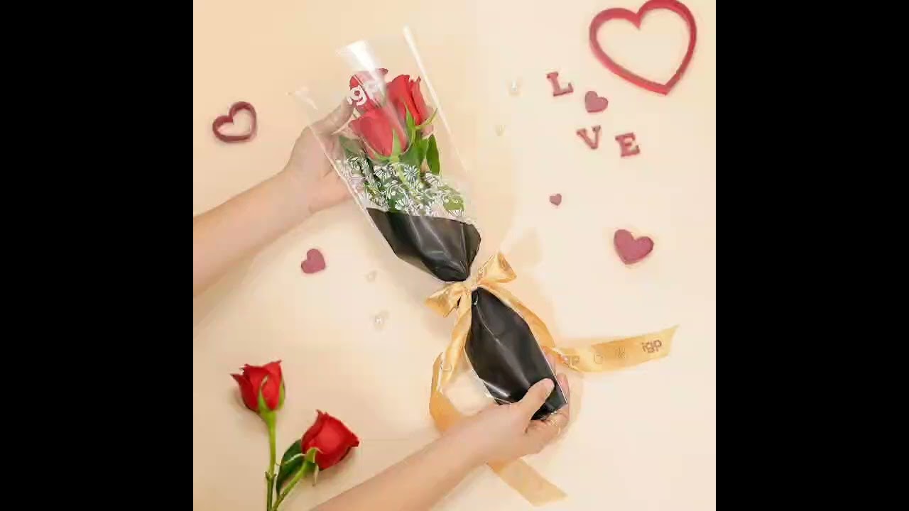  .Happy Valentine’s Day Maa ❤️💕🩷💙🤍Main aapse bahut pyaar karti hoon.– Aapki Mansi 💕  #MyFirstLove ❤️