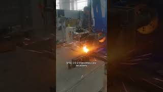 Leading axial radial floating grinding spindle