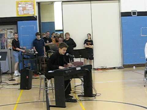 (INDIAN HILLS VARIETY SHOW) Jared Freiburg plays G...