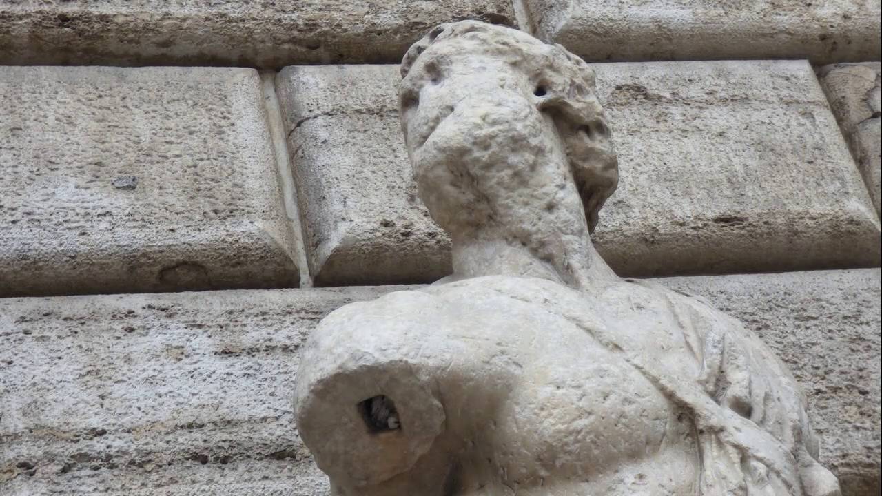Roma, Pasquinate al Pasquino , the first talking statue of Rome 