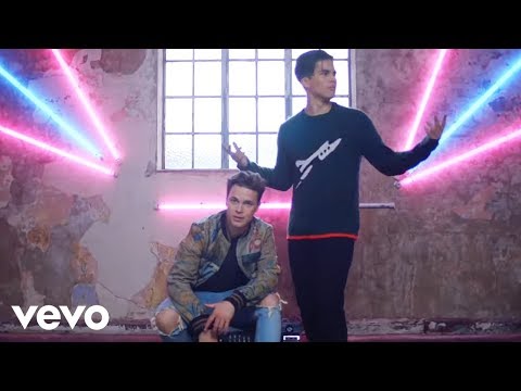 Hot2Touch feat. Hight & Alex Aiono