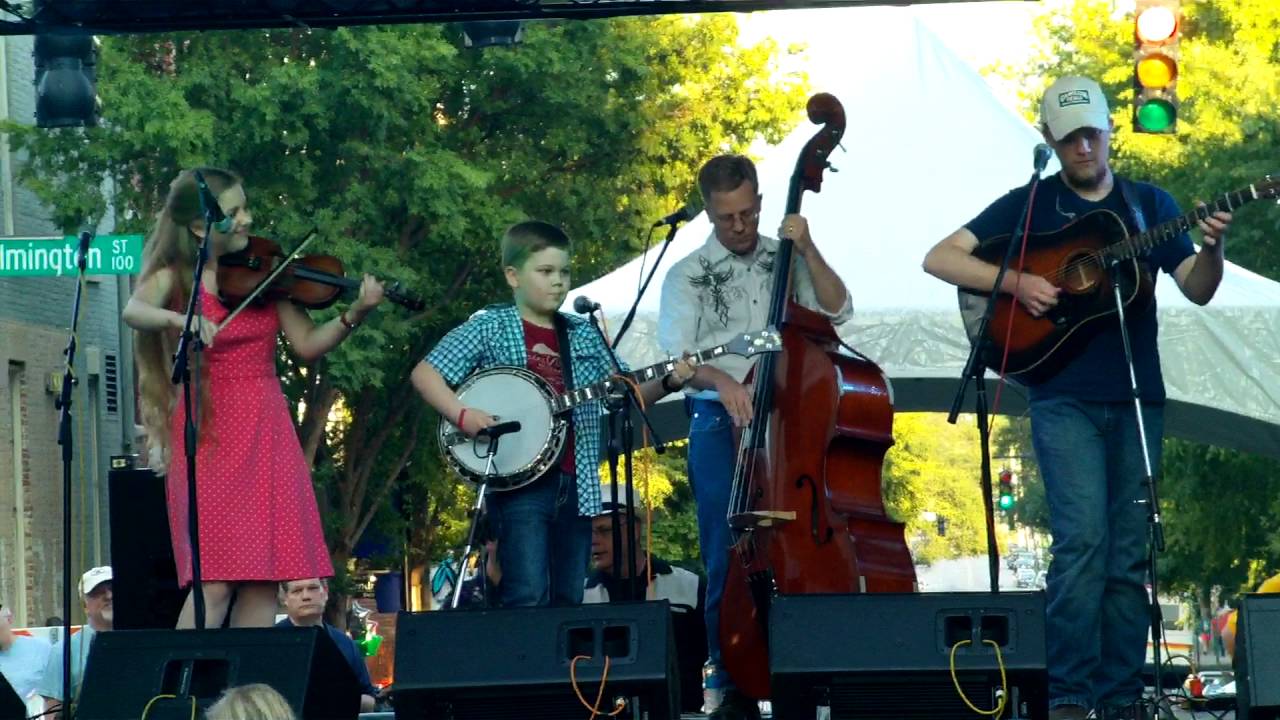 Banjo in the Holler - Snyder Family Band - Wideopen Bluegrass Festival 2016