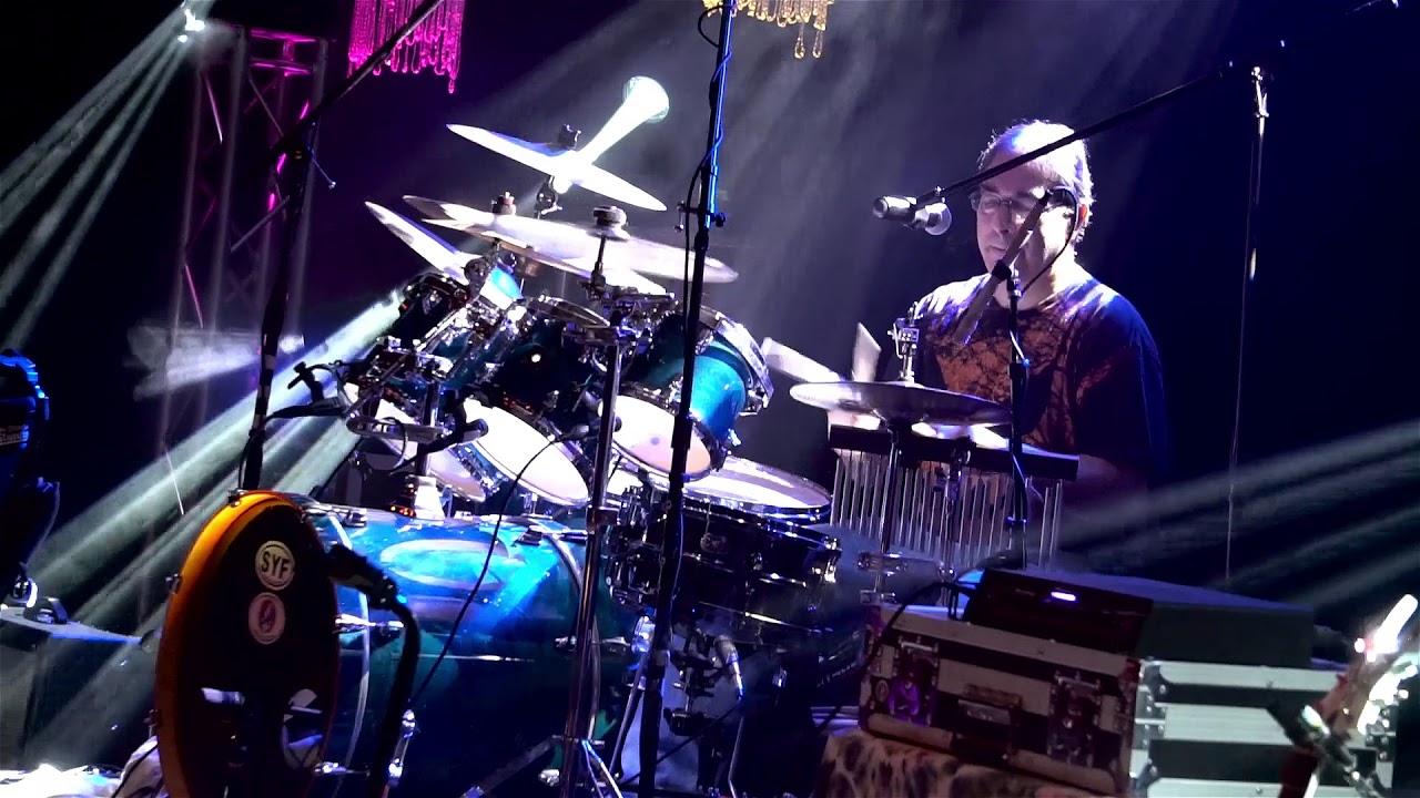 Steal Your Face and Friends of "RIO"- I Know You Rider (Live)