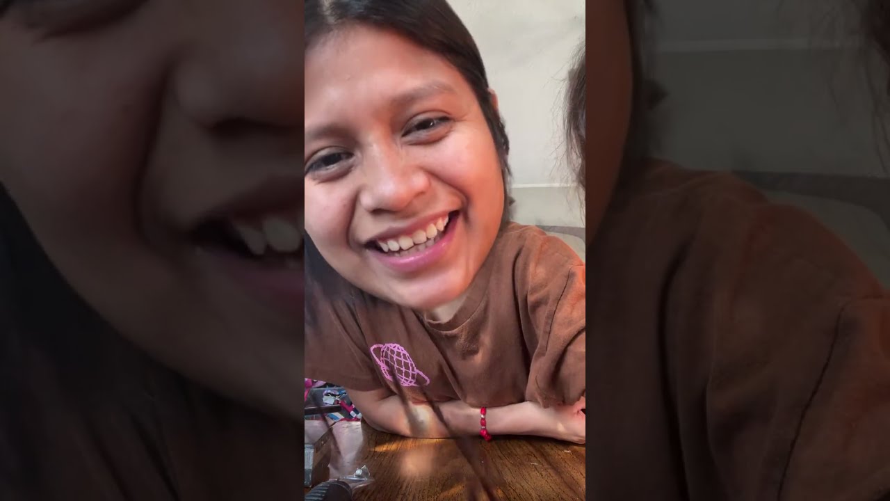 Mely Villanueva está en vivo