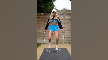 On the beat 😎💙🖤 #jumprope #skipping #eminem #tricks